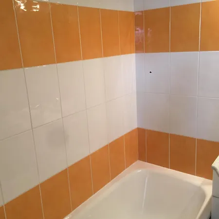 T1 Avec Terrasse Au Calme 4eme Etage Sur 4 *