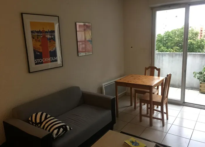 T1 Avec Terrasse Au Calme 4eme Etage Sur 4 Tuluza